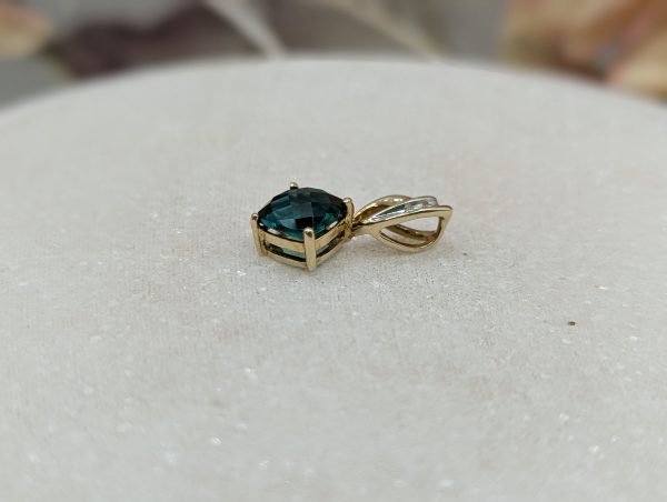 Ladies 9CT Yellow Gold Princess Cut Green Stone Pendant (1.1gms) - BP337964 - Image 5