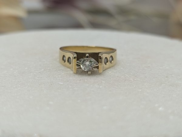 Ladies 14CT Yellow Gold Diamond Solitaire Engagement Ring (3.7gms) - BP335157 - Image 2