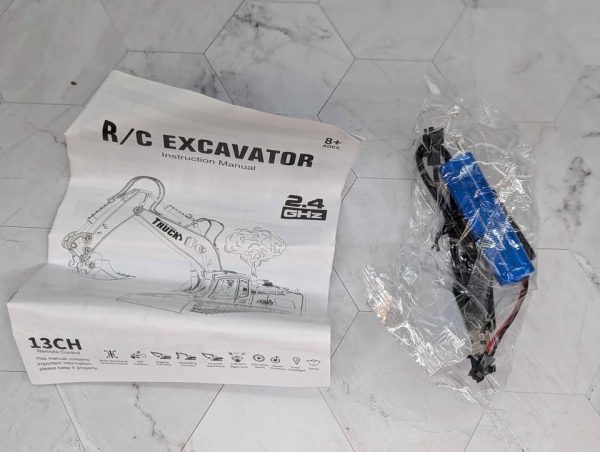 Excavator Remote Control Alloy Spray Excavator 2.4Ghz - BP383101 - Image 8