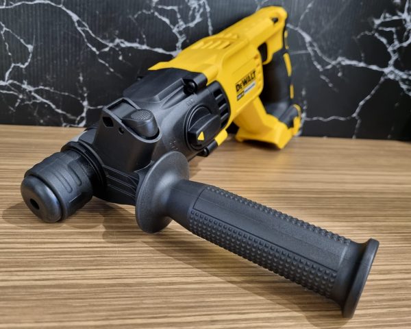 DeWalt 18V Hammer Drill TW382025 - Image 7