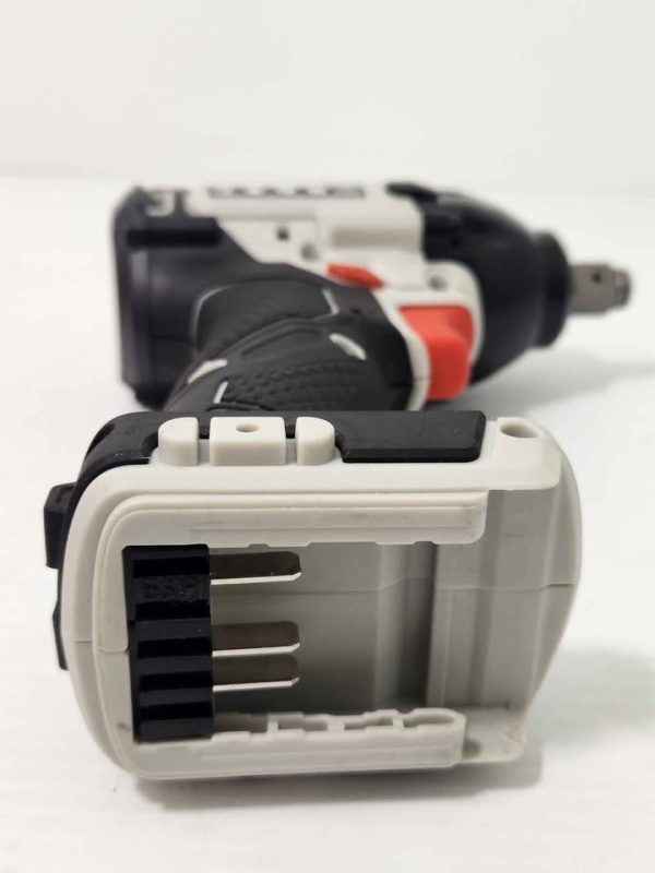 TOOLPO IMPACT WRENCH IN BOX #GN383018 - Image 4
