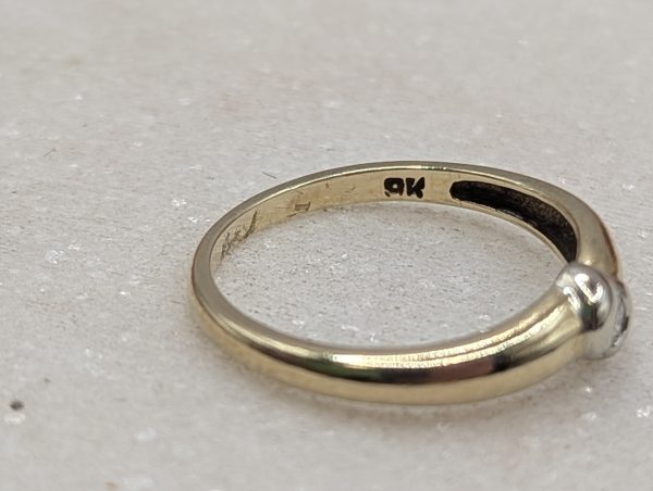 Ladies 9 CT Yellow Gold Clear Stone Ring (1.8gms) - BP323724 - Image 6