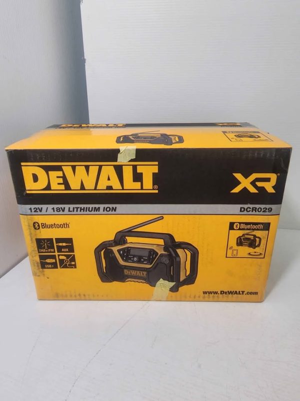 DEWALT RADIO DCR029 IN BOX #GN383592 - Image 3