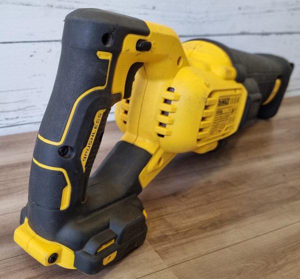 DeWalt 18V Reciprocating Saw TW377826 - Image 4