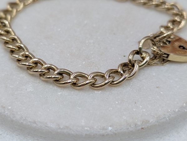 Ladies 9CT Yellow Gold Curb Chain Heart Locket Bracelet (19.56gms) - BP320646 - Image 4