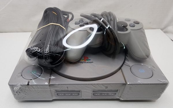 Sony PlayStation 1 with Controller SCPH-5502 - IP383614 - Image 6