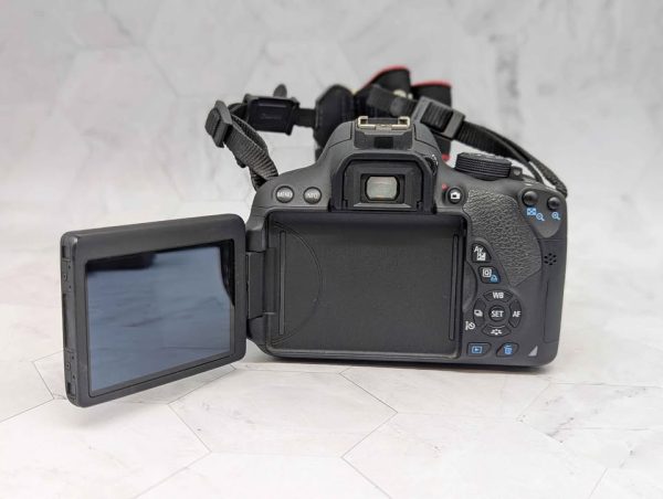 Canon Camera DS126431 - BP374289 - Image 5
