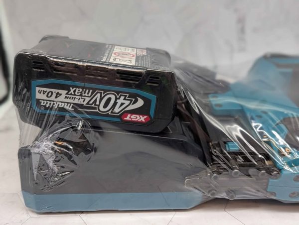 Makita 40V 18 Gauge Brad Nailer w/ 4.0Ah Battery & Charger (FN001GZ) - BP385927 - Image 5