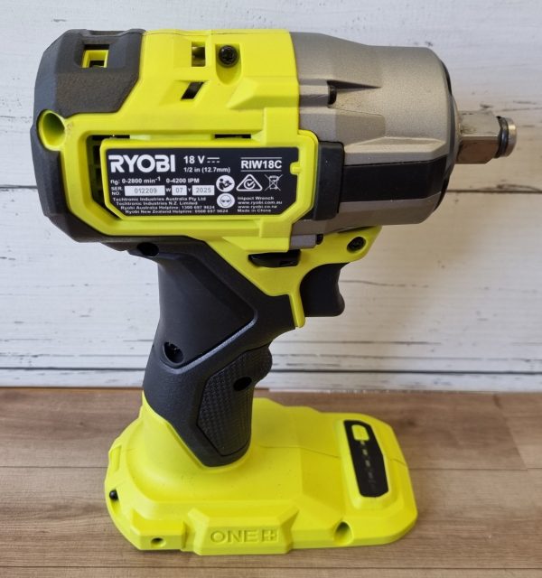 Ryobi 18V Impact Wrench TW380526 - Image 2
