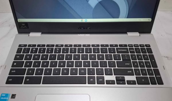 ASUS CHROMEBOOK LAPTOP TW373424 - Image 2