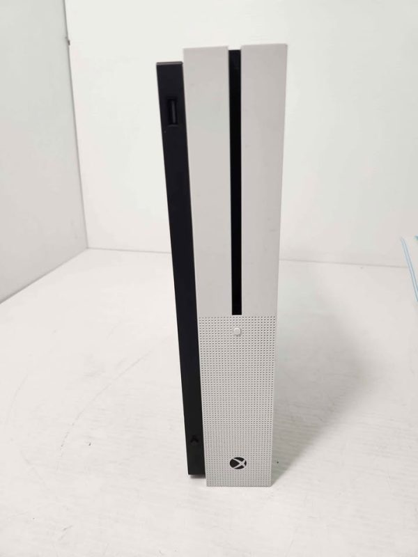 MICROSOFT XBOX ONE S CONSOLE WITH CORDS AND CONTROLLER #GN384376 - Image 7