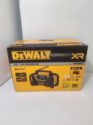DEWALT RADIO DCR029 IN BOX #GN383592