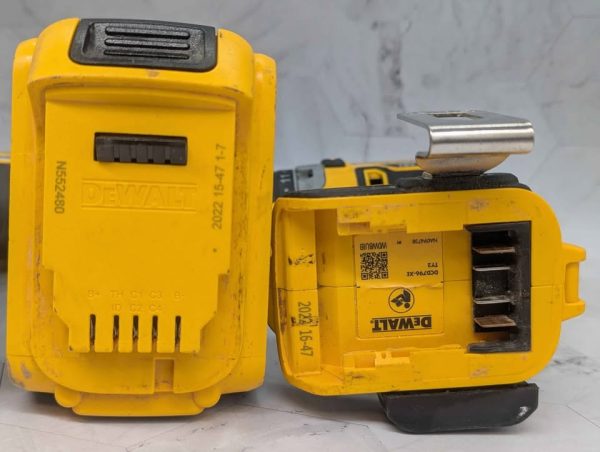 DeWalt Brushless 5.0Ah Drill and Impact Driver Kit (DCK266P2T) - BP385795 - Image 7