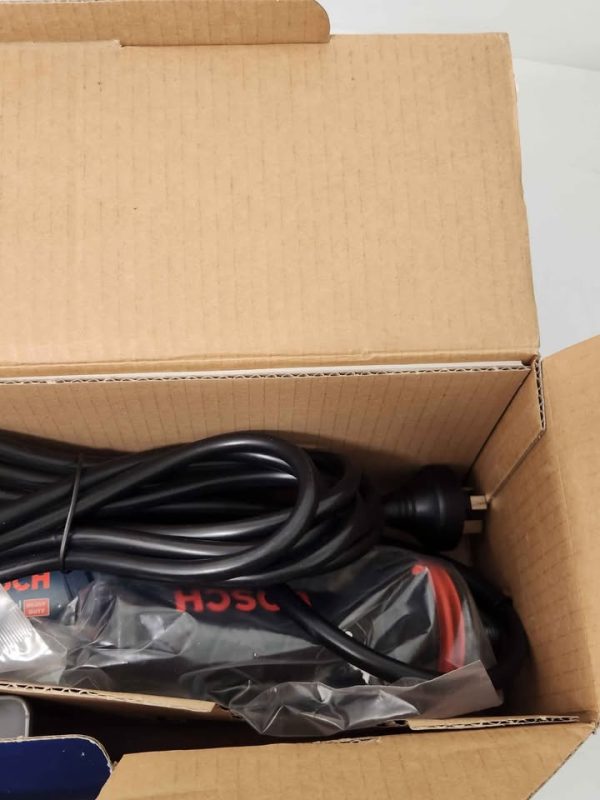 BOSCH ANGLE GRINDER IN BOX (GWS17) #GN381910 - Image 7