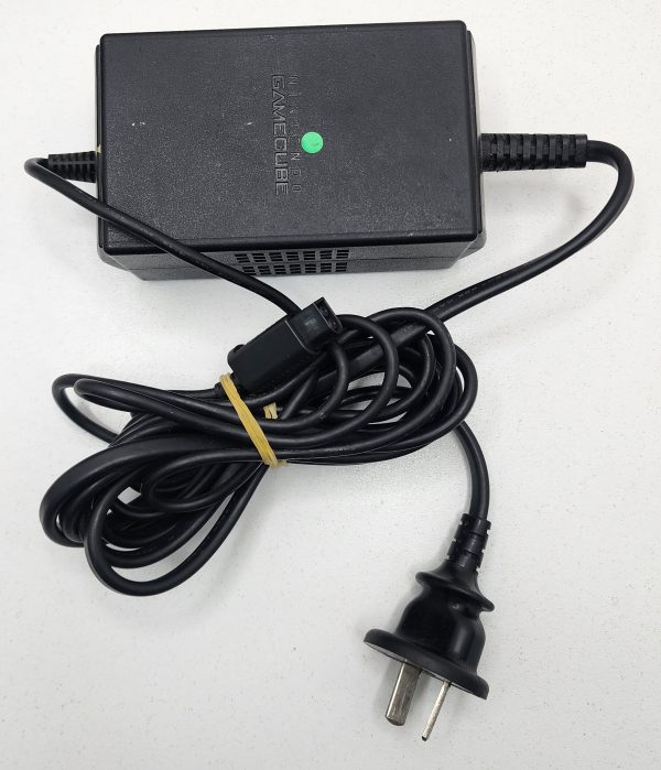 Nintendo Game Cube with Controller DOL-001(EUR) - IP384806 - Image 9