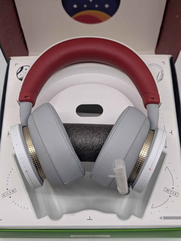 Limited Edition Starfield Xbox Headset - BL381737 - Image 7