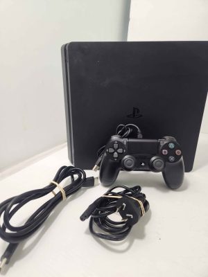 SONY PLAYSTATION 4 CONSOLE WITH CORDS AND CONTROLLER #GN382150