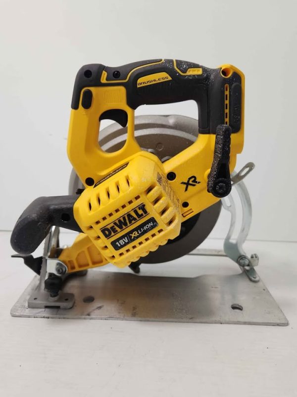 DEWALT CIRCULAR SAW (SKIN ONLY) #GN383510 - Image 3
