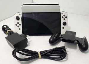 NINTENDO SWITCH OLED W/CHARGER AND DOCK #GN383144