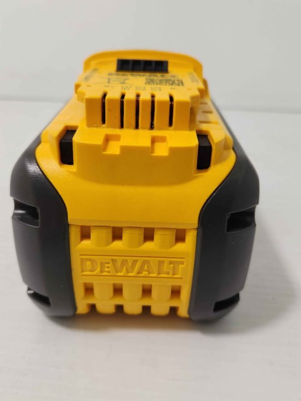 DEWALT 18V 9.0AH BATTERY #GN383509 - Image 10