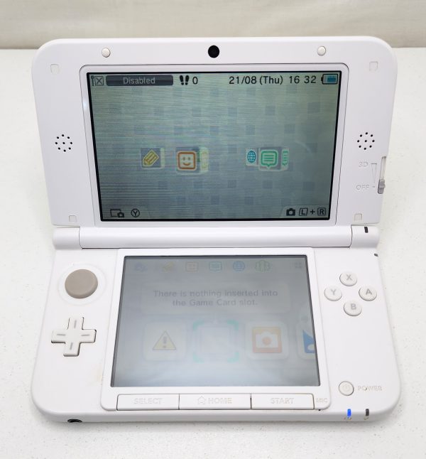 Nintendo 3DS Console and Charger - IP384809 - Image 7