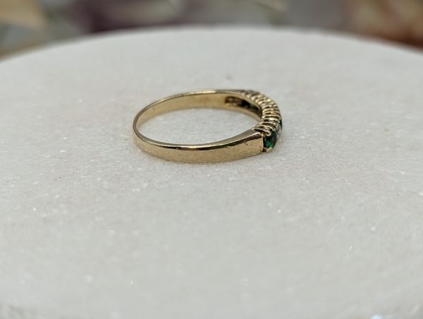 Ladies 9CT Yellow Gold Green Stone & CZ Ring (1.9gms) - BP337962 - Image 3