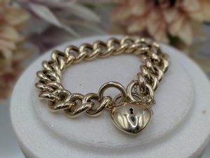 Ladies 9CT Yellow Gold Chunky Curblink Heart Locket Bracelet (49.66gms) - BP338070