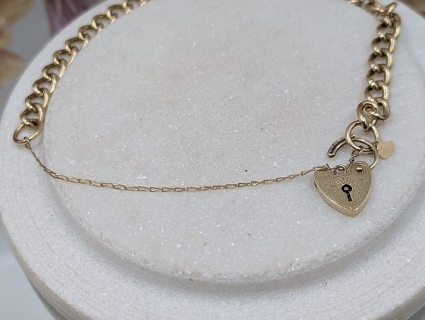 Ladies 9CT Yellow Gold Curb Chain Heart Locket Bracelet (19.56gms) - BP320646 - Image 5