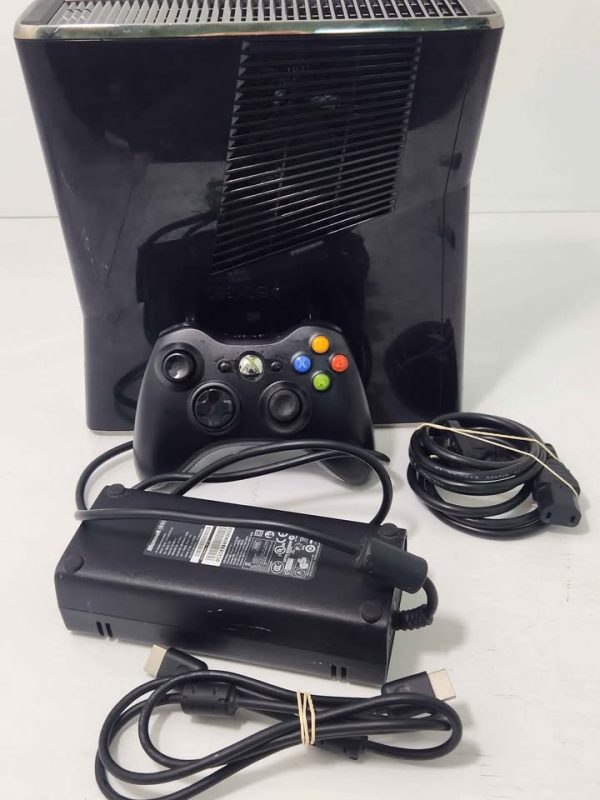 MICROSOFT XBOX 360 CONSOLE WITH CORDS AND ONE CONTROLLER #GN380983 - Image 6