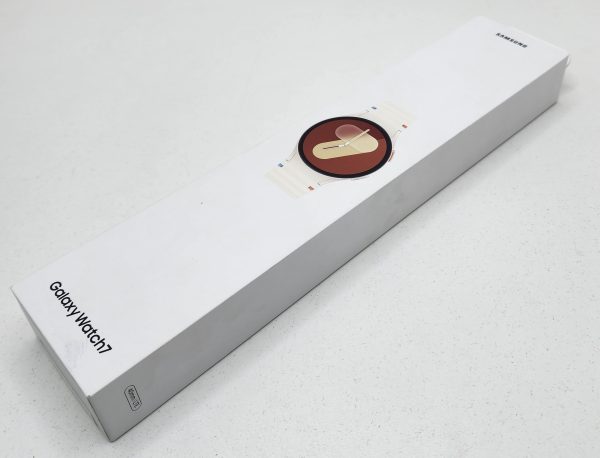 Samsung Galaxy Watch 7 LTE 40mm Sealed in Box w/ Charger - IP384688