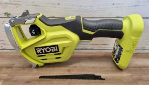Ryobi 18V Pruning Saw TW379801