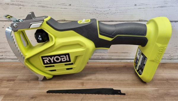 Ryobi 18V Pruning Saw TW379801