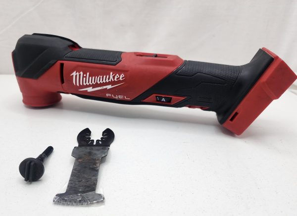 Milwaukee Multi Tool M18 Skin Only - IP381251 - Image 5