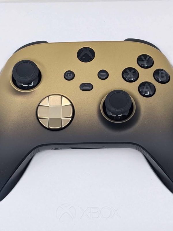 Xbox One Gold Shadow Controller - BL381579 - Image 5
