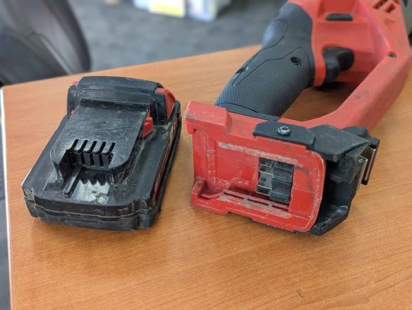 Milwaukee 18V FUEL HOLE HAWG Right Angle Drill w/ 2.0Ah Battery - BP383782 - Image 7