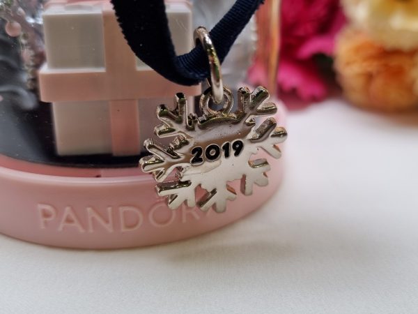 Pandora 2019 Limited Edition Winter Wonderland Ornament TW364034 - Image 4