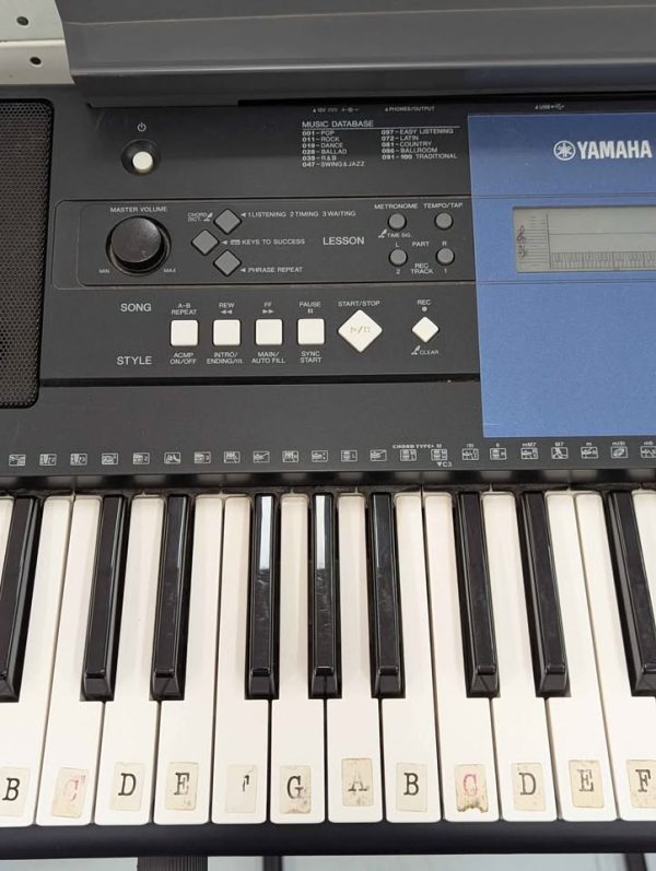 Yamaha PSR-E333 Portable Keyboard w/ Stand - BP381971 - Image 3