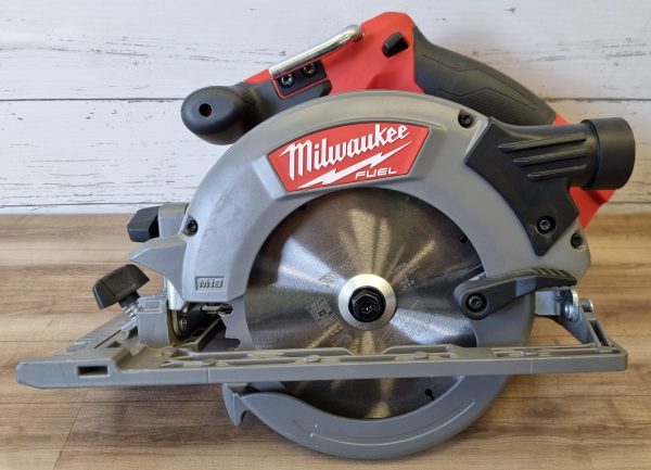 Milwaukee 18V Circular Saw TW379912 - Image 5