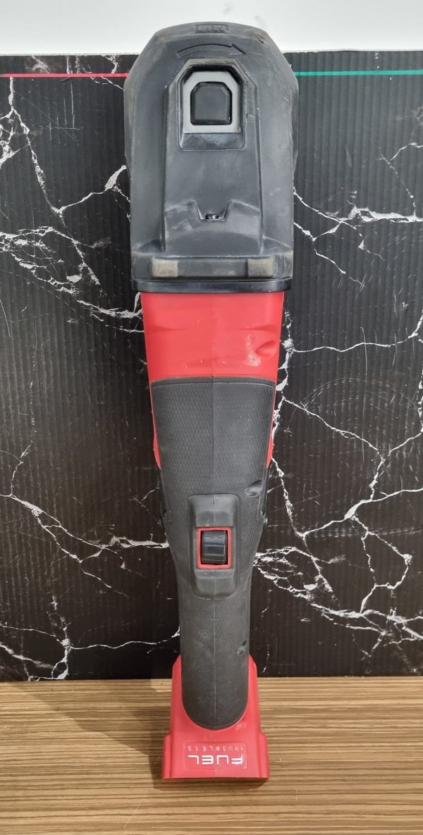 Milwaukee 18V Polisher TW331266 - Image 3