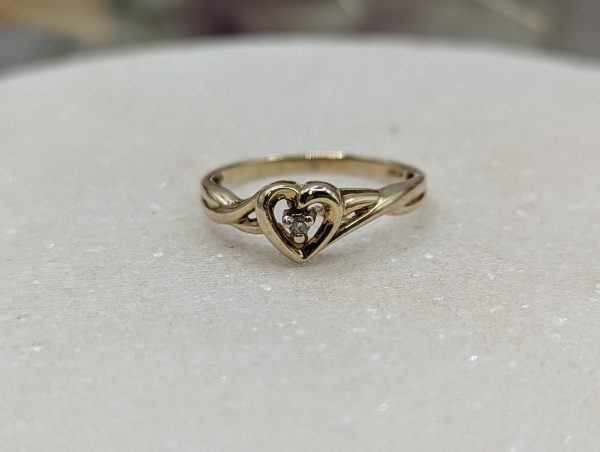 Ladies 18CT Yellow Gold Heart Styled Clear Stone Ring (1.3gms) - BP335713 - Image 2