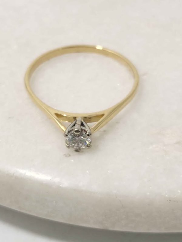 18CT YELLOW GOLD RING (SIZE:Q) #GN384428 - Image 6