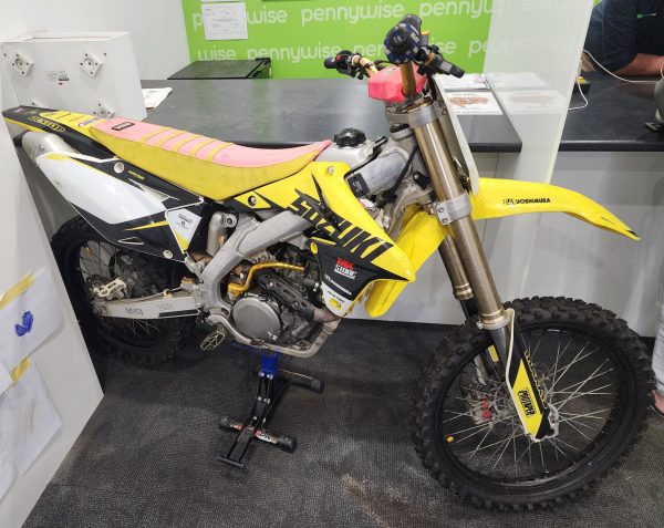 Suzuki RM-Z450 Motocross Bike - IP379714 - Image 13