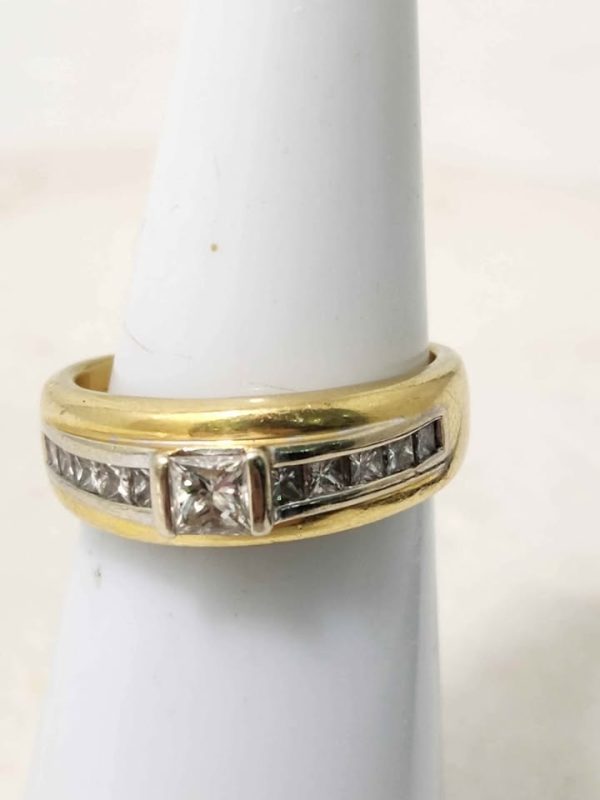 18CT YELLOW GOLD DIAMOND RING #GN383822 - Image 15