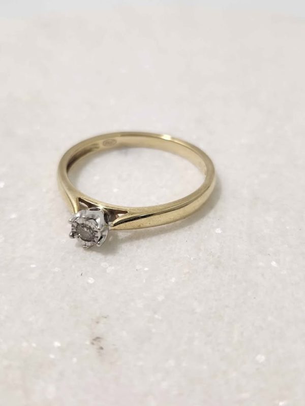 9CT GOLD RING #GN381383 - Image 2