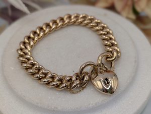 Ladies 9CT Rose Gold Curblink Heart Locket Bracelet (33.32gms) - BP348225