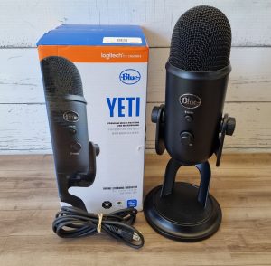 Blue Yeti USB Microphone TW363598
