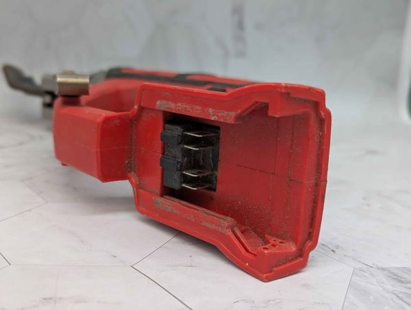 Milwaukee 18V 18 Gauge Single Cut Shear Skin-Only (M18BMS) - BP384078 - Image 2