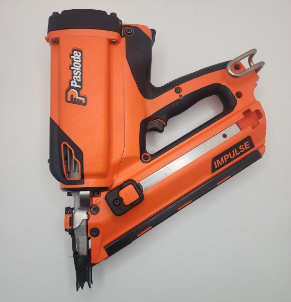 Paslode Cordless Lithium-Ion Impulse FrameMaster PowerVent Framing Nailer - IP384077 - Image 9