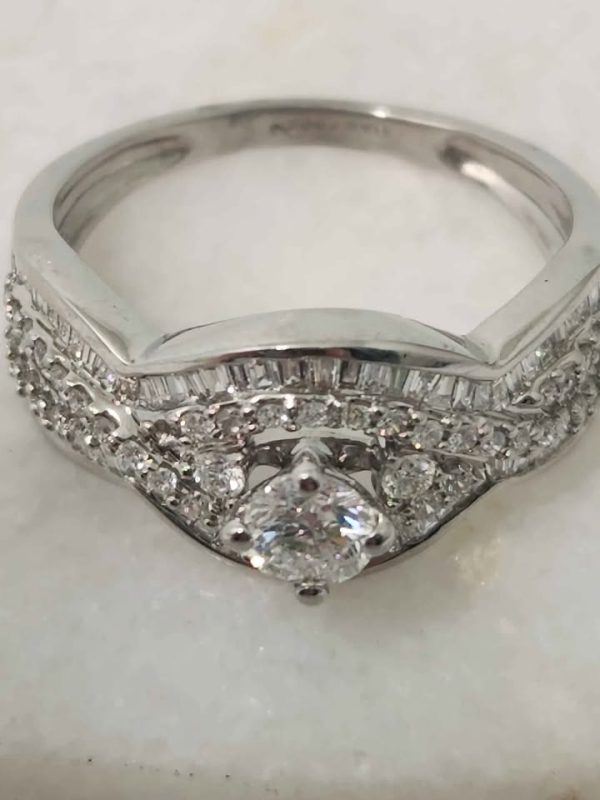 LADIES 18CT WHITE GOLD RING WITH VALUATION #GN384427 - Image 14