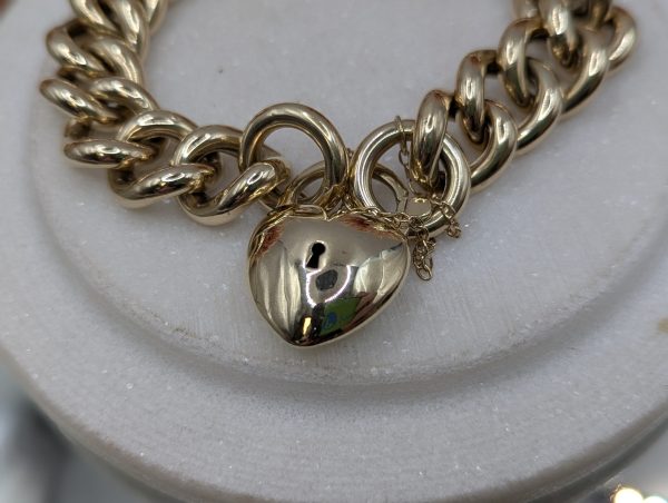 Ladies 9CT Yellow Gold Chunky Curblink Heart Locket Bracelet (49.66gms) - BP338070 - Image 2
